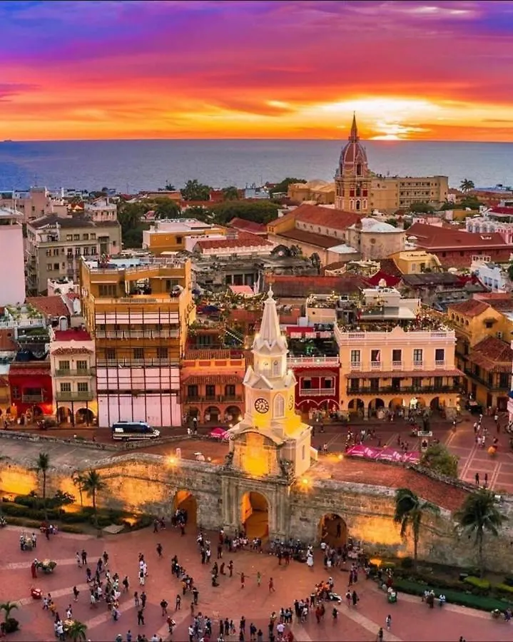 Hostel Casa Torices Real 12 Pansiyon Cartagena